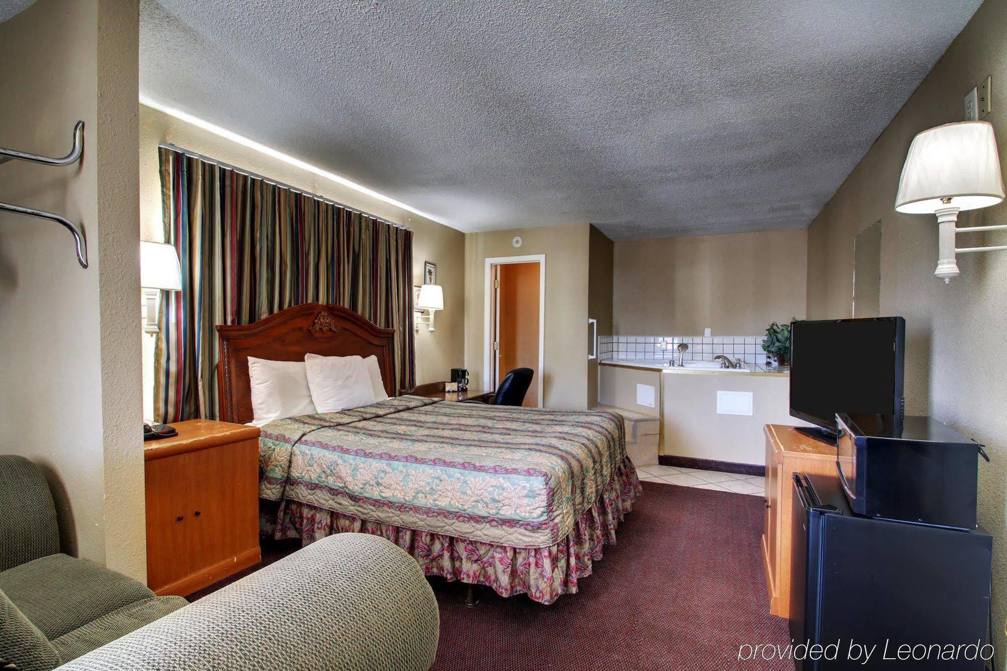 Key West Inn - Tuscumbia Kültér fotó